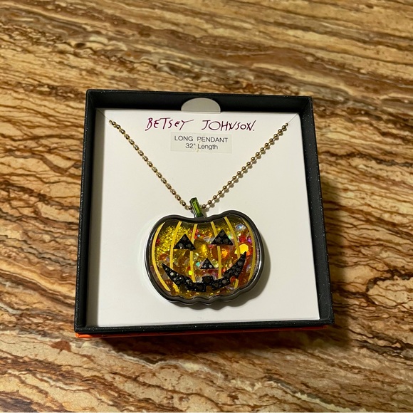 Betsey Johnson Jewelry Beaded Necklace w/ Pumpkin Pendant - Picture 3 of 4